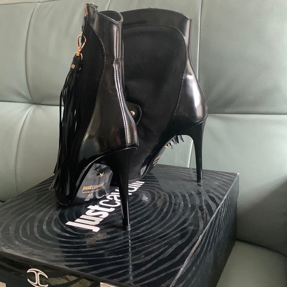 Just Cavalli Paneled Leather and Suede Boots - Picture 7 of 16